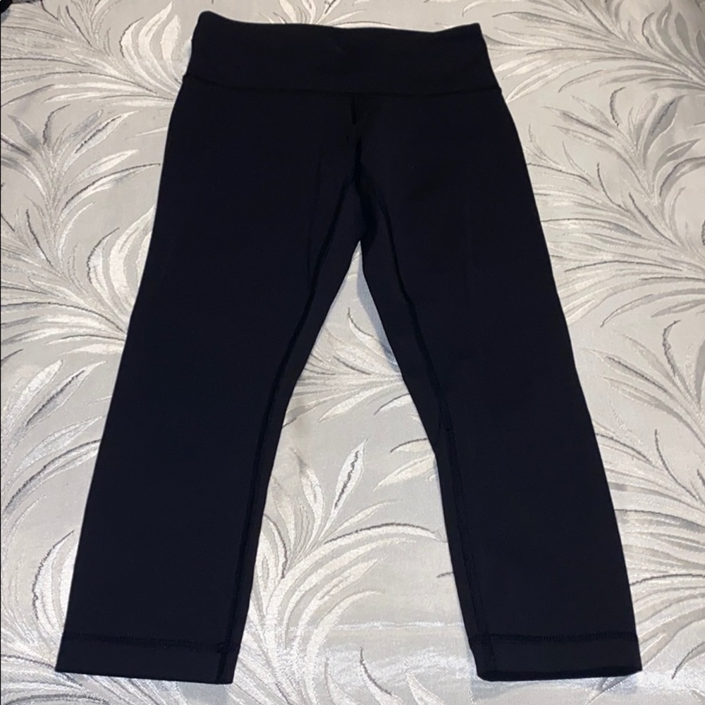 Lululemon cropped leggings